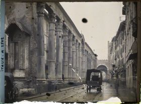 Image représentant Une rue dans le centre de Milan