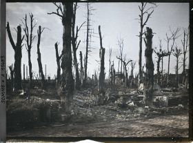 Image représentant France, Chaulnes, Eglise