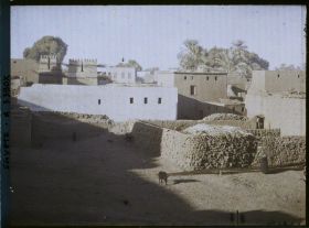 Image représentant Village d'Edfou près du temple dédié à Horus