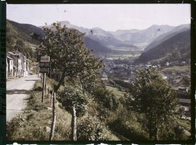 Image représentant France, Mont Dore, La route de Clermont et le Mont Dore