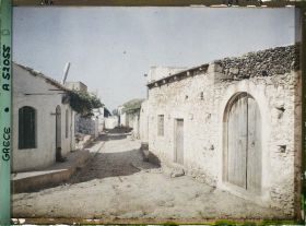 Image représentant Une rue du village de Malia