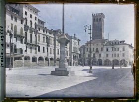 Image représentant Place Victor Emmanuel