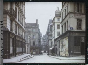 Image représentant La rue l'hôtel Colbert vue du quai de Montebello