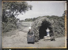 Image représentant Le reposoir de Notre-Dame de Bonne Nouvelle sur le parcours de la Grande Troménie