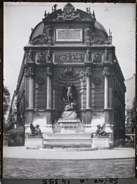 Image représentant La fontaine Saint-Michel, place St-André-des-Arts et boulevard Saint-Michel