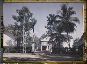 Image représentant L'entrée de l'hôpital