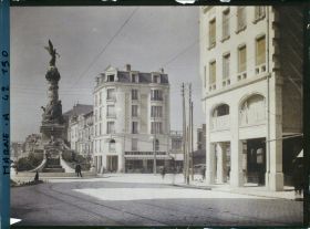 Image représentant France, Reims, Fontaine Subé et coin de la Buirette et de la Place Drouet d'Erlon