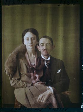 Image représentant Madame Chesnot (image superposée à celle d'un homme)