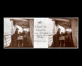 Image représentant Jeux d'argent organisés par les chinois pour les passagers des 3emes classes