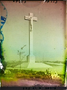 Image représentant France, Laffaux, Gd Calvaire à la ferme de l'Ange Gardien