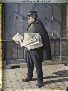 Image représentant Portrait d'un marchand de journaux