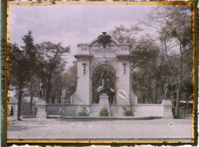 Image représentant Le Monument aux mort, place Châtelet