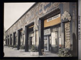Image représentant L'Exposition des arts décoratifs, Galerie des boutiques françaises, 125 m le long de la gare des Invalides, boutique du décorateur René Prou