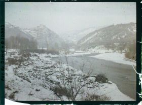 Image représentant France, Près d'Issoire, Effets d'hiver, environs d'Issoire