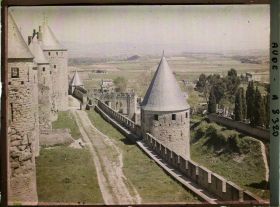 Image représentant La campagne vers le cimetière (tour Balthazar)