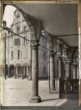 Image représentant France, Arras, Gde Place et les voûtes