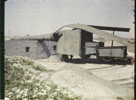 Image représentant Belgique, Ostende, Batterie Hindenburg, La pièce de droite