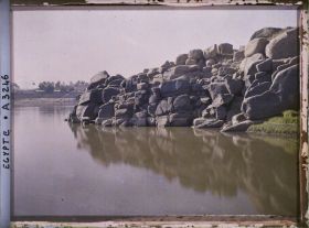 Image représentant Rochers de l'île d'Eléphantine