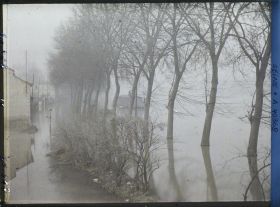 Image représentant La Seine en crue (à Boulogne-Billancourt?)
