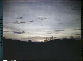 Image représentant Coucher de soleil sur la plaine de Çorlu