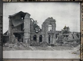 Image représentant France, Villers -Bretonneux, L'Hôtel de Ville