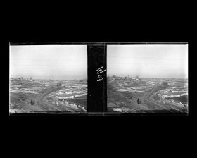 Image représentant Au sud de Dongbianmen ("porte Commode de l'Est")