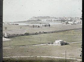 Image représentant Vue générale du double port punique prise depuis la colline de Saint-Louis qui domine Carthage