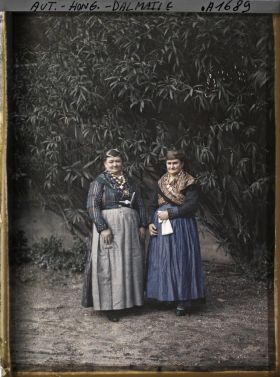 Image représentant Femmes de Raguse en costume local