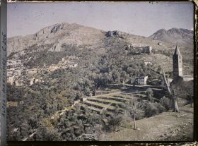 Image représentant Vue du village prise à proximité de la Madone del Poggio