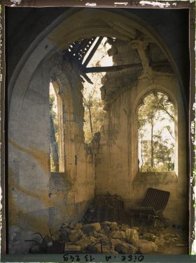 Image représentant France, Dives, Intérieur de l'Eglise le transept Nord