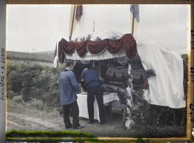 Image représentant Le reposoir de saint Thurien sur le parcours de la Grande Troménie