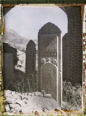 Image représentant Pierre tombale du début du XVIIe s. ap. J.-C. (vers 1619)