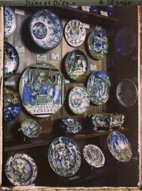 Image représentant Vitrines des collections de majoliques italiennes du musée de Sèvres