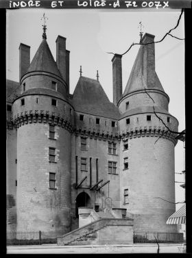 Image représentant L'entrée du château