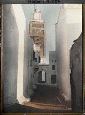 Image représentant Minaret au bout d'une rue