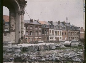 Image représentant France, Armentières, Reconstruction place Notre Dame