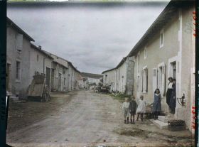 Image représentant France, Dompcervin, Une rue reconstruite