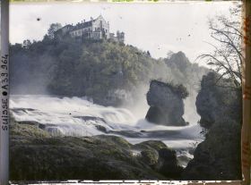 Image représentant Les chutes du Rhin et le château de Laufen