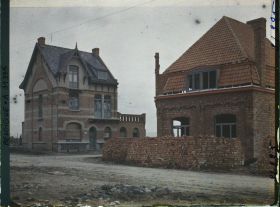 Image représentant Belgique, Langemarck, Groupe de maisons neuves