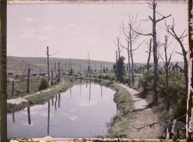 Image représentant France, Vacherauville, Aspesct du Canal de l'Est à Vacherauville