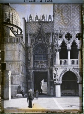 Image représentant Palais des Doges, Porta della Carta