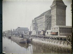 Image représentant Allemagne, Duisburg, Occupation Française Canal et moulin
