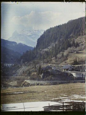 Image représentant France Les Alpes, Vallée de Chamonix ; Vallée de l'Arve et Mont Joly au Soleil Couchant
