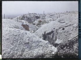 Image représentant France, Tranchées au Sommet du Mont