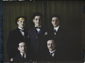 Image représentant Délégation d'étudiants ayant participé au centenaire de  Pasteur  à Paris