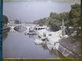 Image représentant Vue du pont Louis-Philippe et du port de l'Hôtel-de-Ville depuis le pont Marie