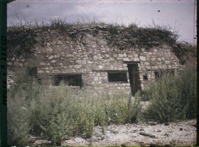 Image représentant France, Vaux, Fort de Vaux Réfection d'une batterie de Courtine