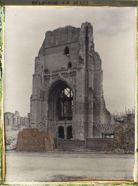 Image représentant Belgique, Ypres, Aspect du Clocher de St Martin