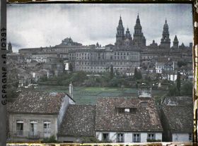 Image représentant Espagne, Santiago, Panorama pris de la Alameda en 2 = l'une des 2 Plaques, à gauche