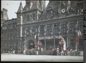 Image représentant Bureau de souscription devant l'Hôtel de Ville